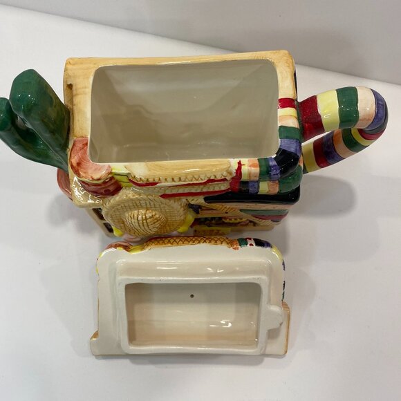 Vintage Tea-Nee Ceramic Tea Pot (8" w X 4" d X 6" h) Southwestern Sombrero 1995 - Picture 7 of 9